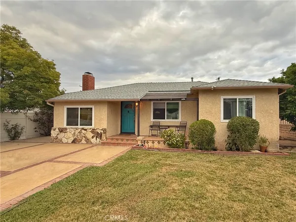 $1,079,000 | 6834 Shoshone Avenue, Lake Balboa, CA 91406