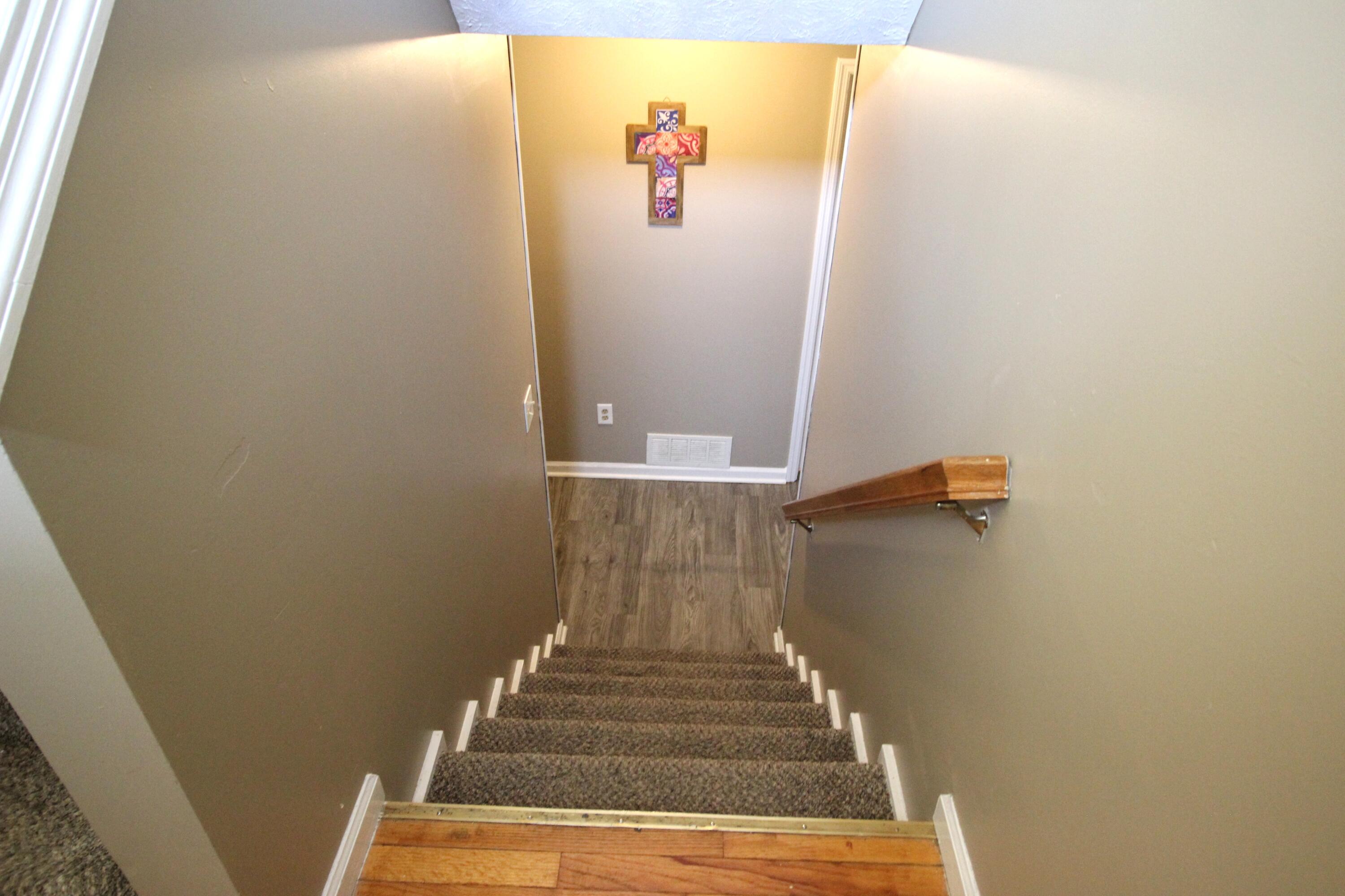 312 Springhurst Drive Berea, KY 40403 - Photo 37 of 45 Downstairs