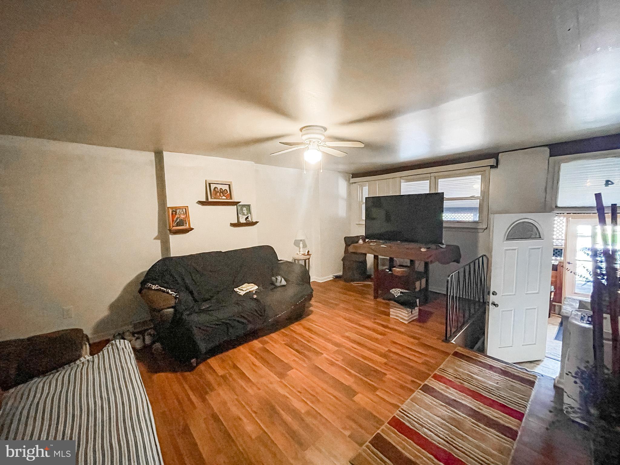 4 Kingston Road New Castle, DE 19720 - Photo 4 of 15 Living room alternate view