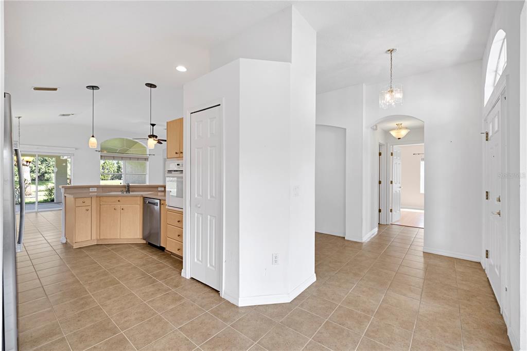 1741 Arbor Knoll Loop Trinity, FL 34655 - Photo 10 of 39