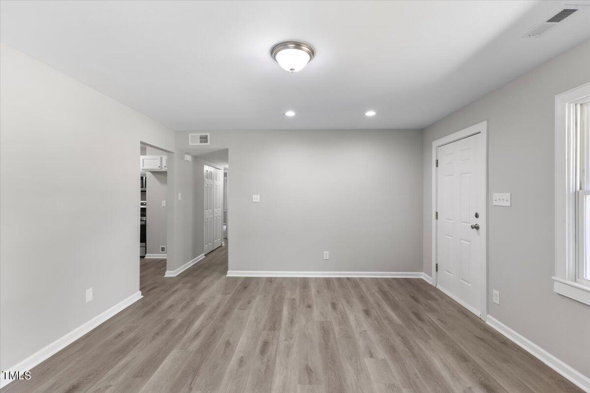 509 Solar Drive Raleigh, NC 27610 - Photo 5 of 28 10-509 Solar Dr