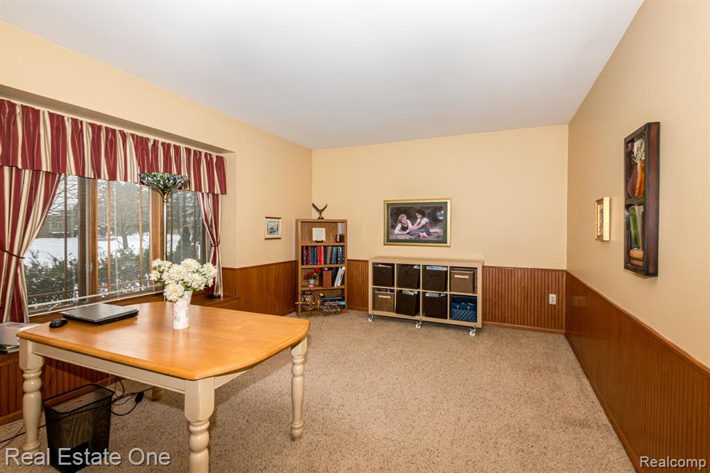 41344 Beacon Road Novi, MI 48375 - Photo 21 of 78