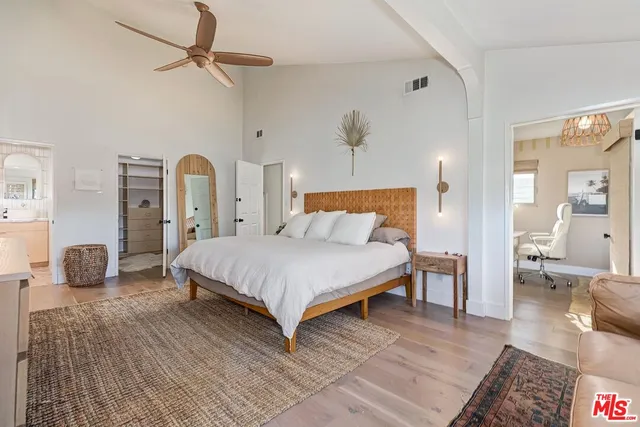 $13,000 | 810 Commonwealth Avenue, Venice, CA 90291