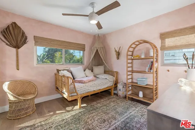 $13,000 | 810 Commonwealth Avenue, Venice, CA 90291