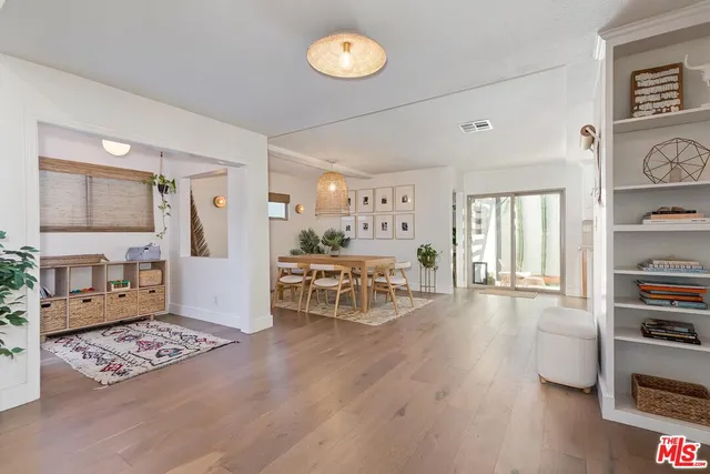 $13,000 | 810 Commonwealth Avenue, Venice, CA 90291