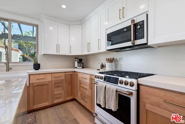 $13,000 | 810 Commonwealth Avenue, Venice, CA 90291