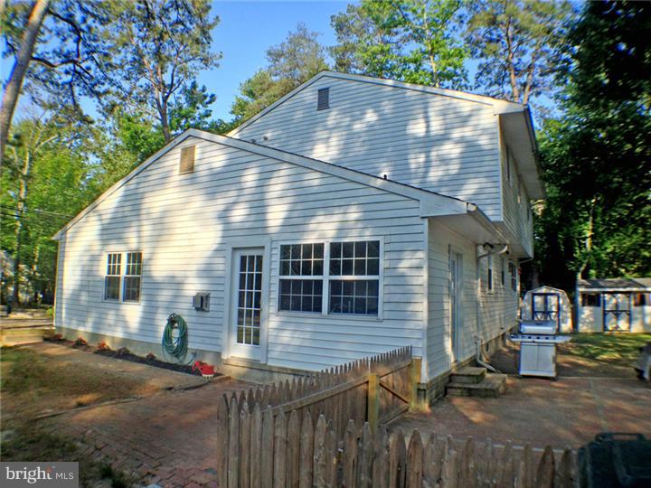 175 Tabernacle Road Medford Lakes, NJ 08055 - Photo 3 of 21 Side Yard