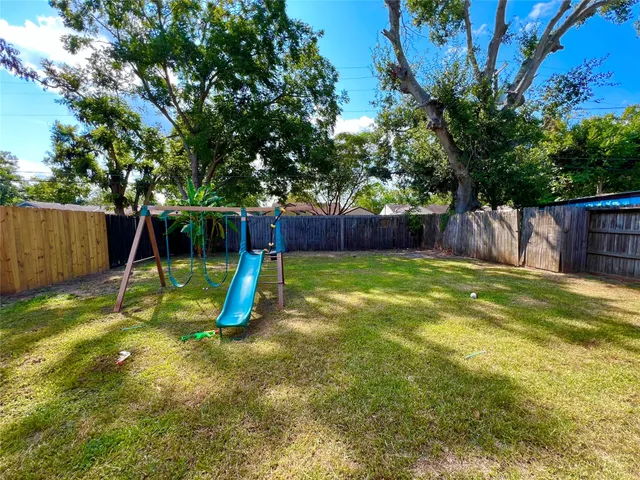 a view of a backyard with a small park