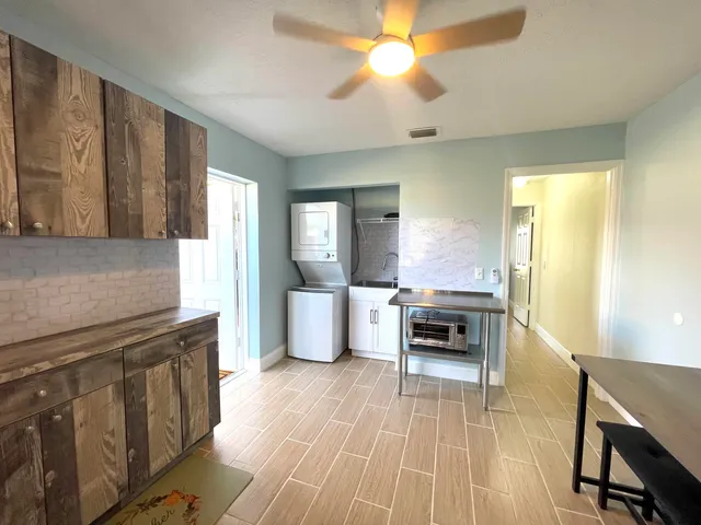 $1,450 | 5753 Southeast Mercedes Avenue, Stuart, FL 34997