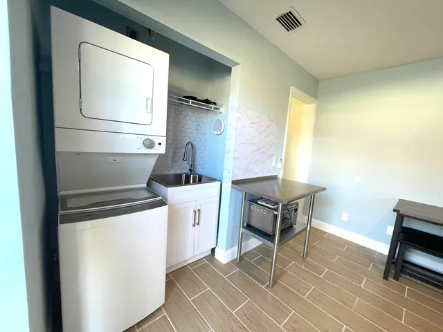 $1,450 | 5753 Southeast Mercedes Avenue, Stuart, FL 34997