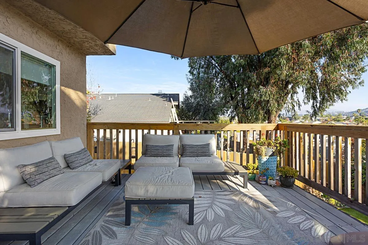 1653 Hawk Ridge Place Escondido, CA 92027 - Photo 34 of 40 Gallery Image 34