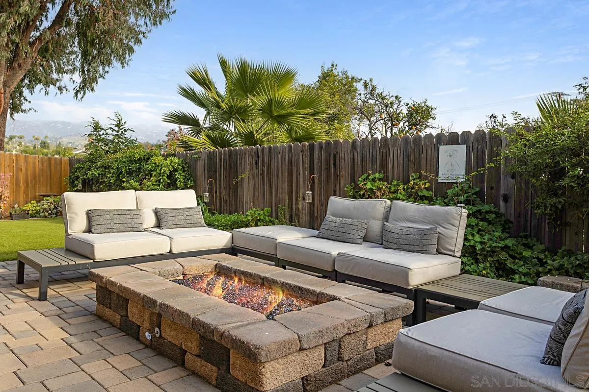 1653 Hawk Ridge Place Escondido, CA 92027 - Photo 40 of 40 Gallery Image 40