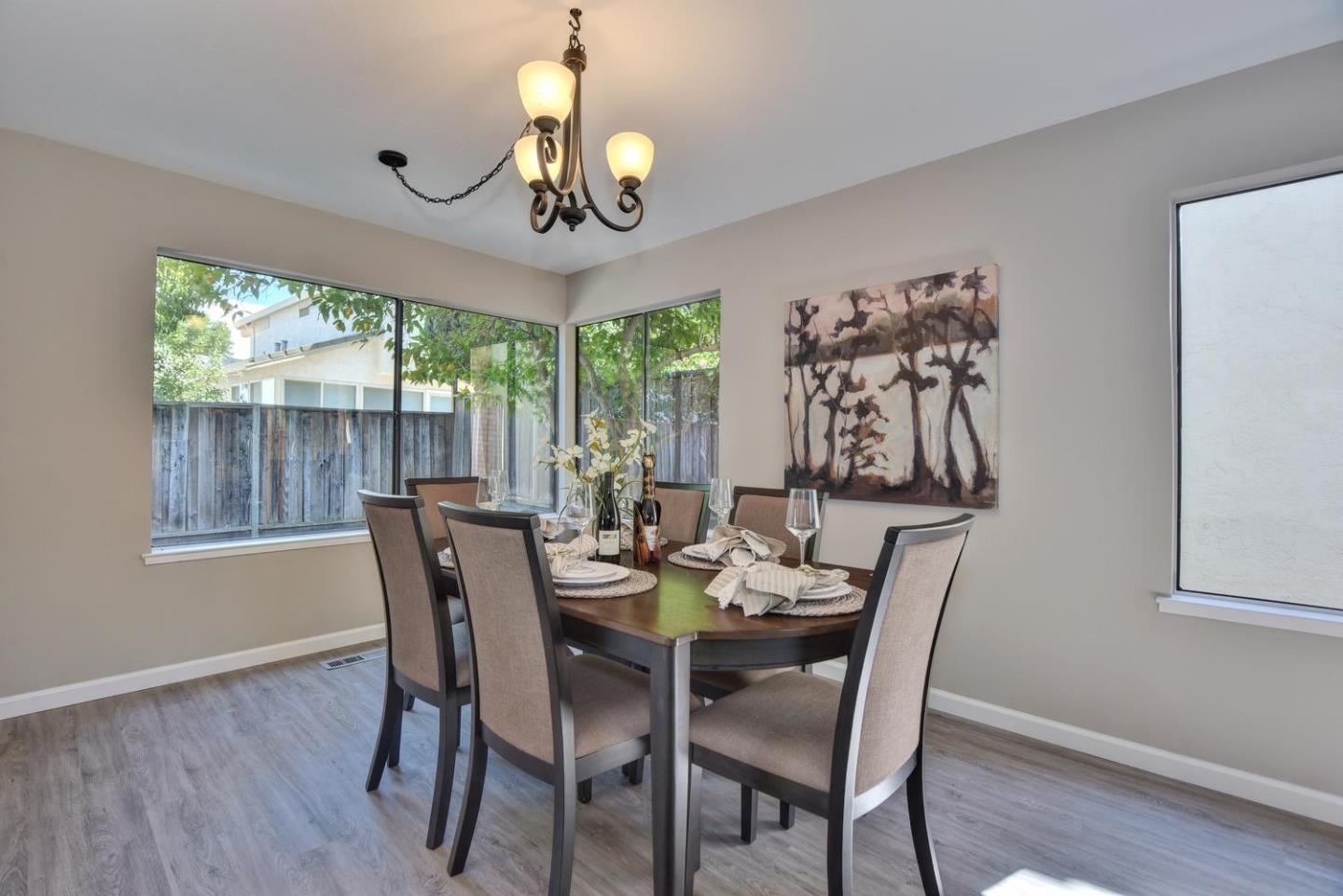 4407 Shell Bark Court Concord, CA 94521 - Photo 6 of 26 Gallery Image 6
