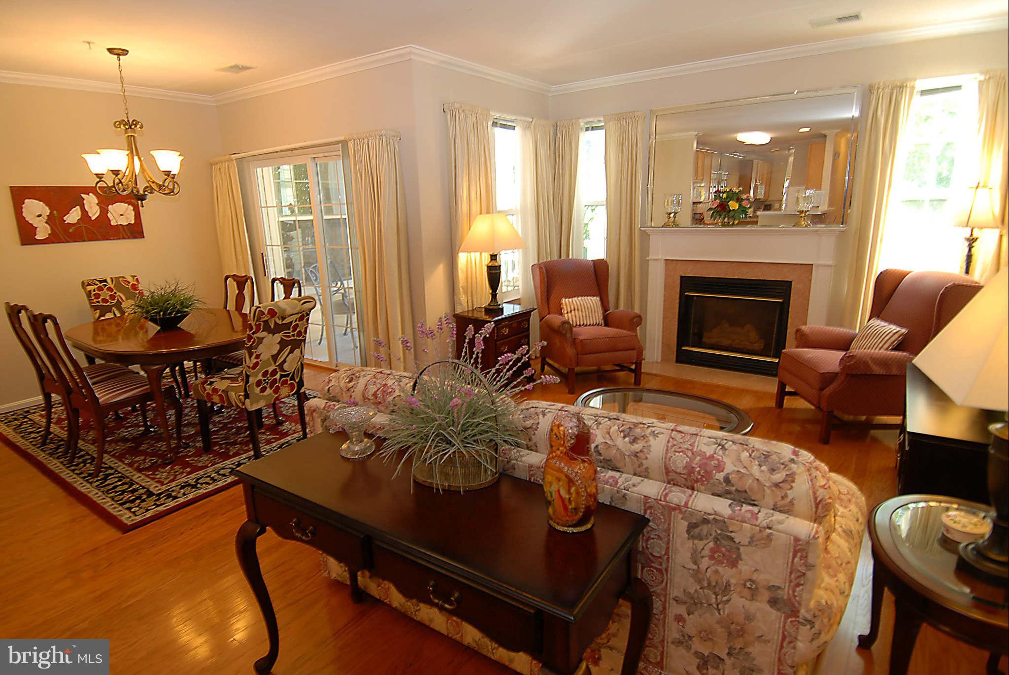 12705 Found Stone Road, Unit 7104 Germantown, MD 20876 - Photo 9 of 28 Living Room