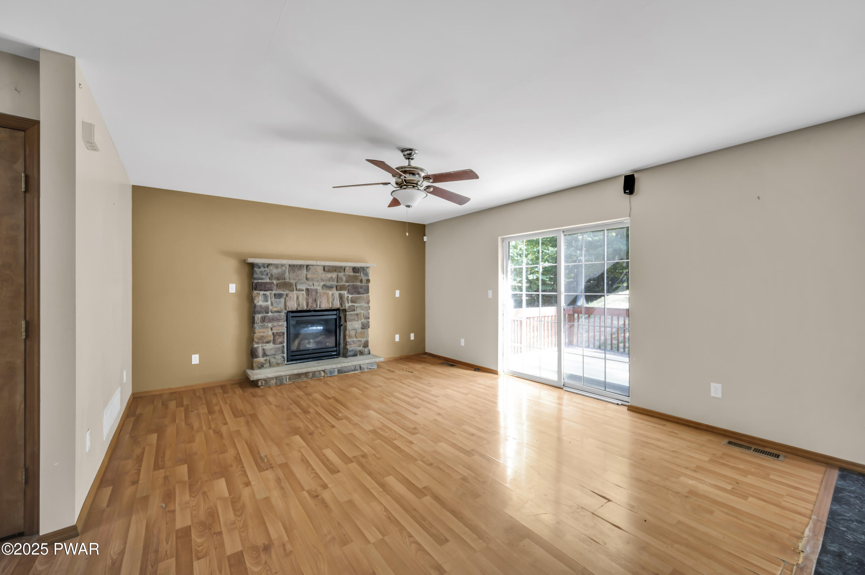 2117 Owl Pass Road Bushkill, PA 18324 - Photo 12 of 43