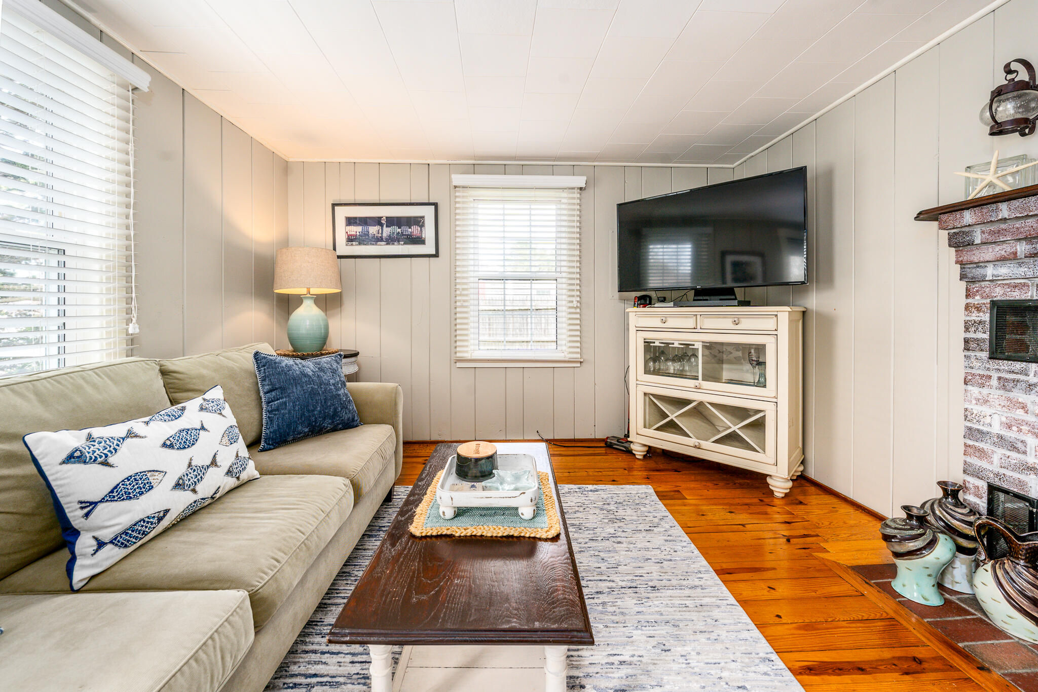 274 Shad Hole Road Dennis Port, MA 02639 - Photo 15 of 54 livroom1