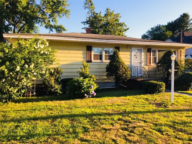 $499,900 | 770 Princeton Boulevard, Lowell, MA 01851