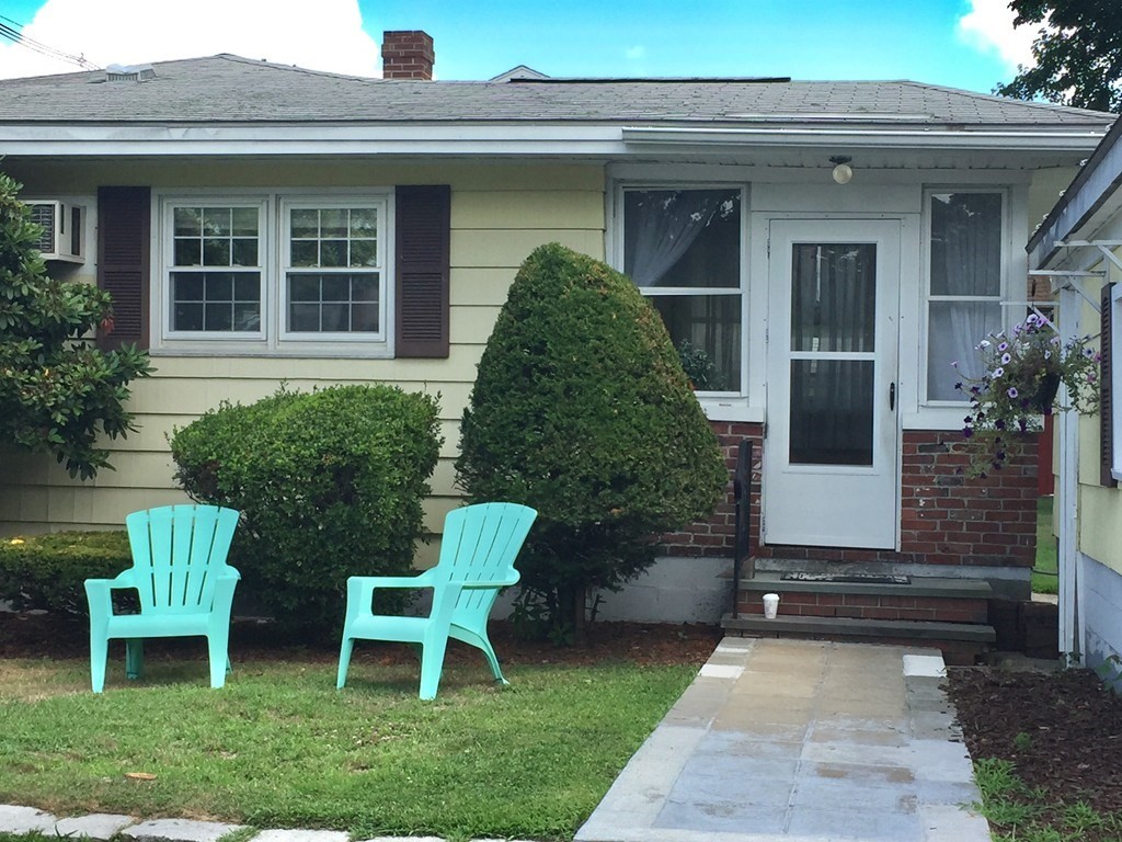 770 Princeton Boulevard Lowell, MA 01851 - Photo 5 of 20