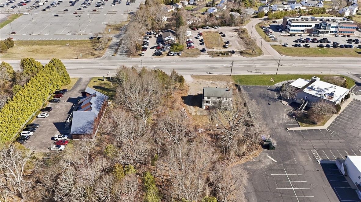 263 Post Road Westerly, RI 02891 - Photo 15 of 29