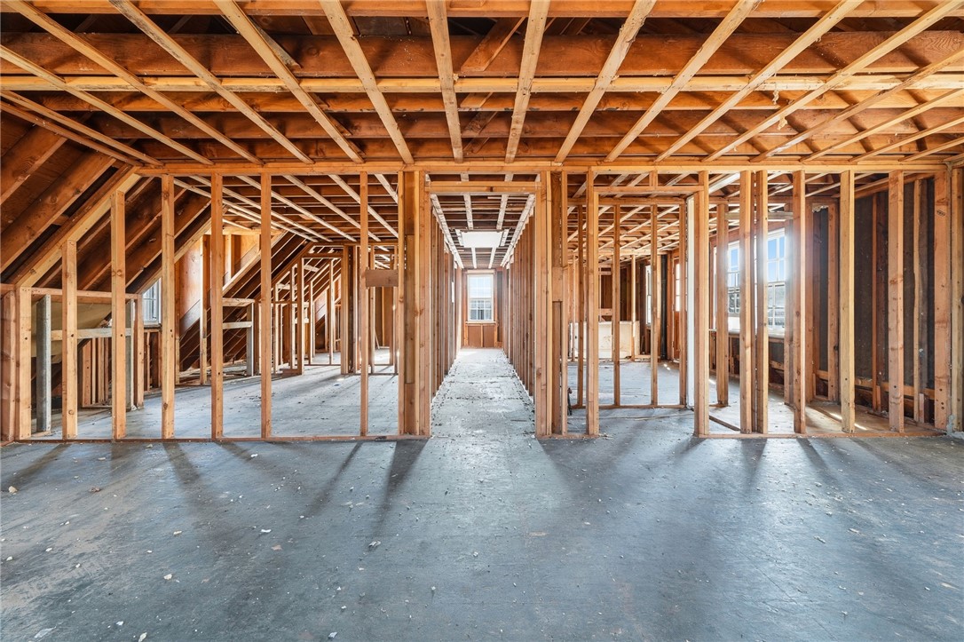 263 Post Road Westerly, RI 02891 - Photo 9 of 29