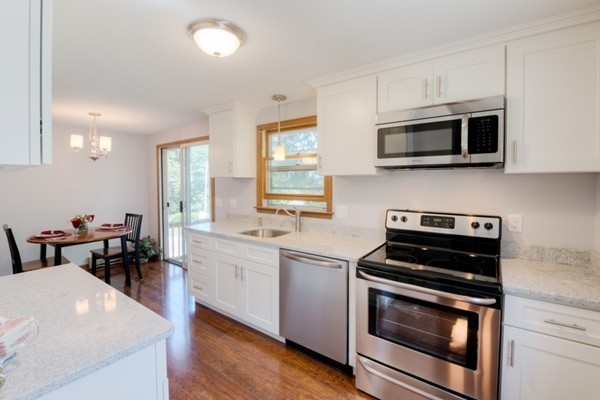 11 Tucker Street Worcester, MA 01606 - Photo 4 of 22 Gallery Image 4
