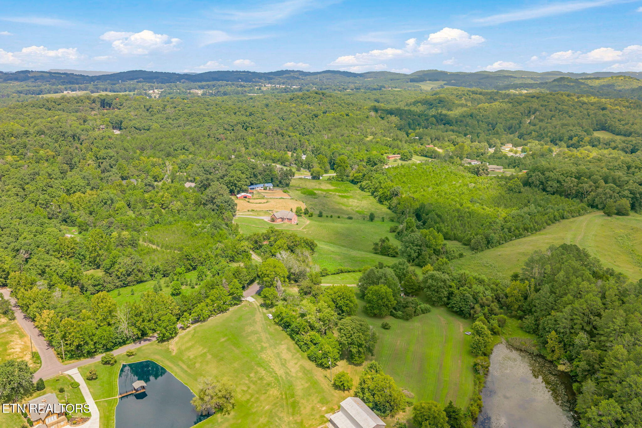 427 Hardin Road Kodak, TN 37764 - Photo 60 of 60 66-web-or-mls-430 Basswood Lane-65