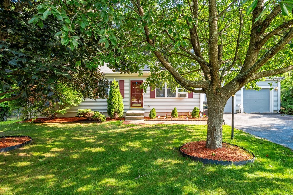 65 Santoro Road Worcester, MA 01606 - Photo 1 of 33 Gallery Image 1
