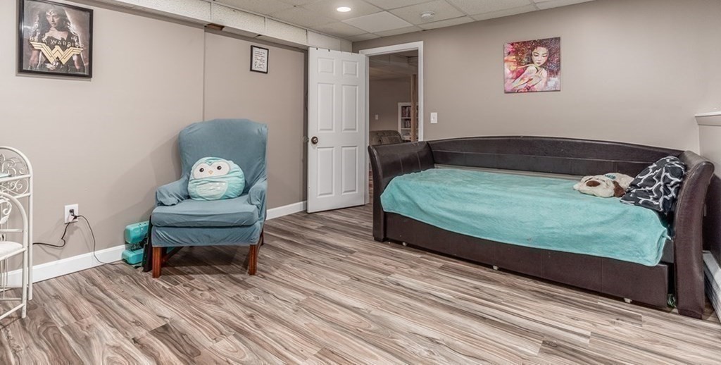 65 Santoro Road Worcester, MA 01606 - Photo 16 of 33 Gallery Image 16