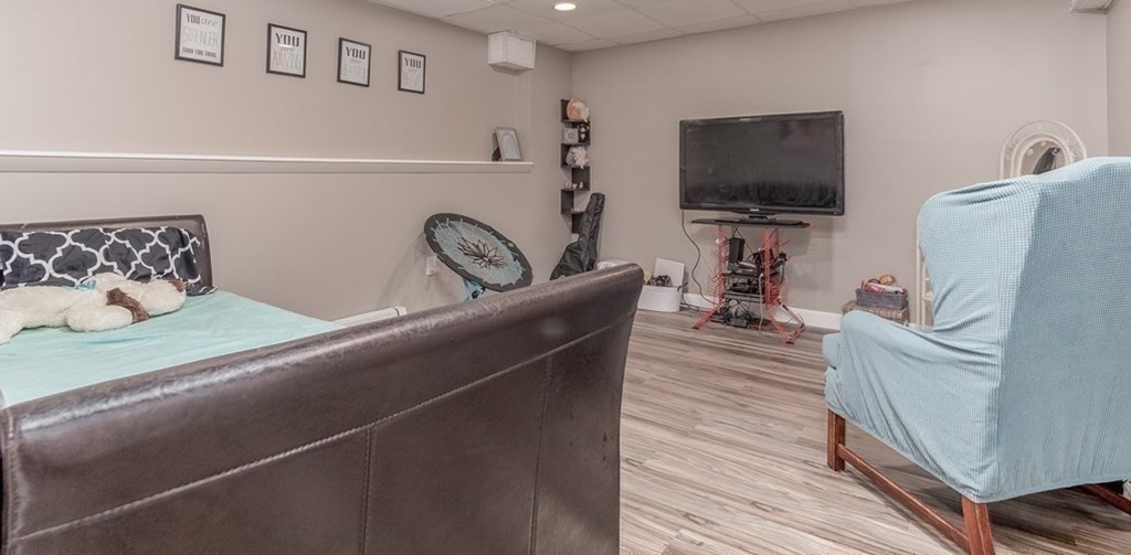 65 Santoro Road Worcester, MA 01606 - Photo 17 of 33 Gallery Image 17