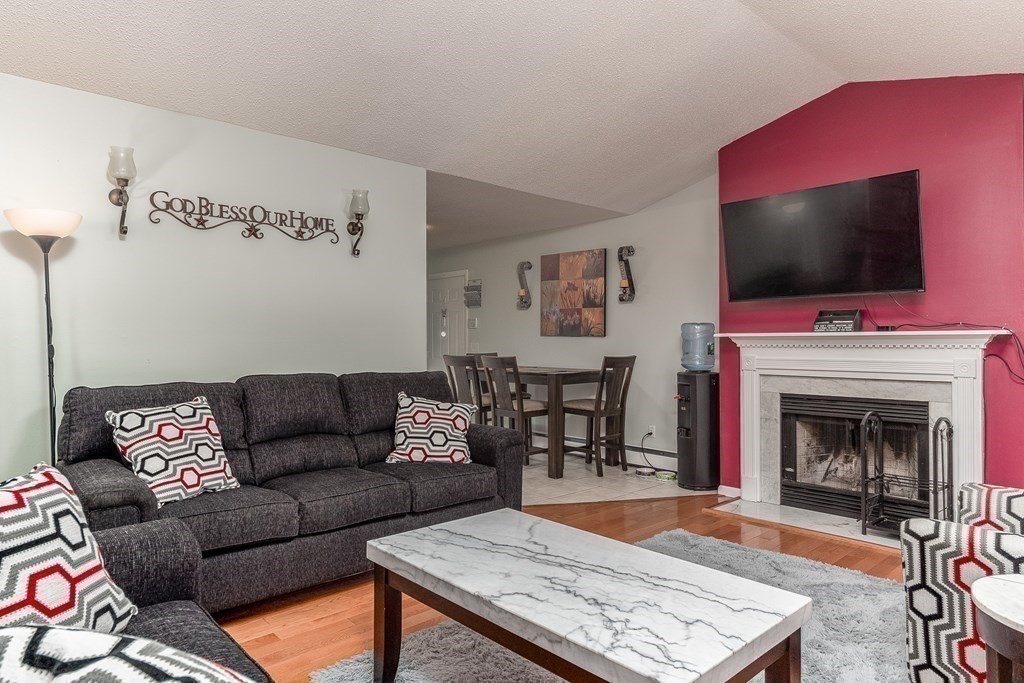 65 Santoro Road Worcester, MA 01606 - Photo 7 of 33 Gallery Image 7