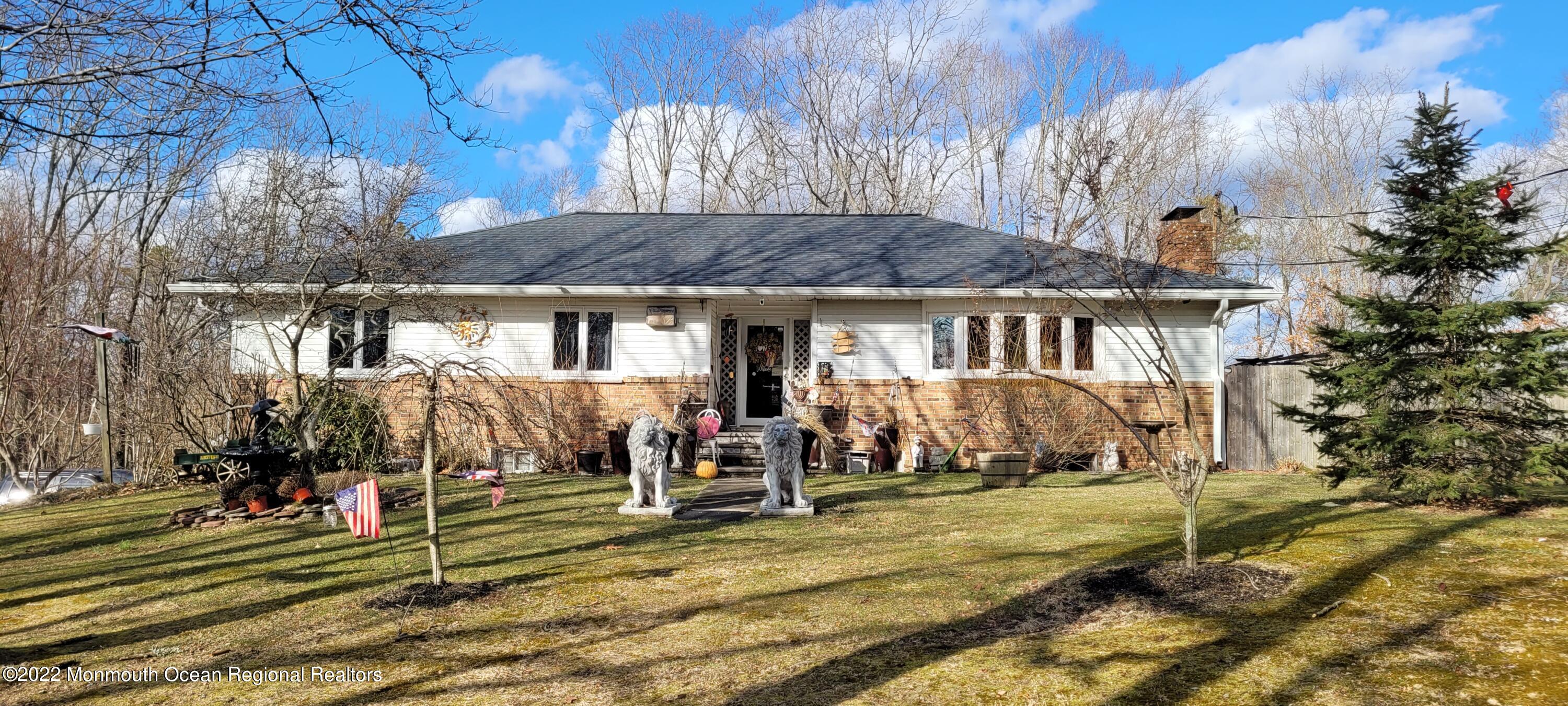 145 South Cooks Bridge Road Jackson, NJ 08527 - Photo 2 of 21 20220225_151521
