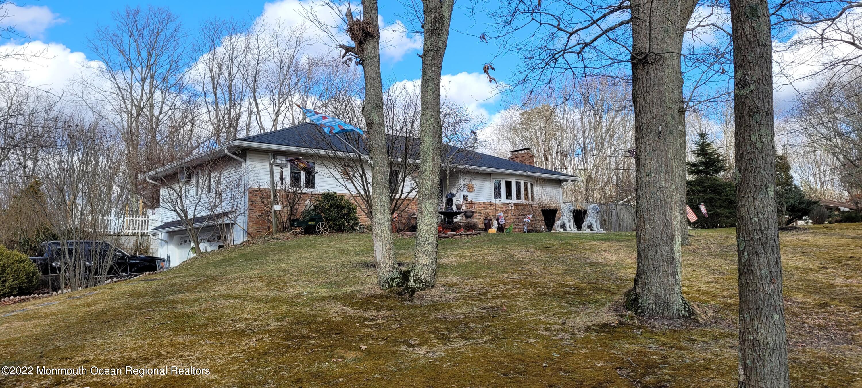 145 South Cooks Bridge Road Jackson, NJ 08527 - Photo 4 of 21 20220225_151623