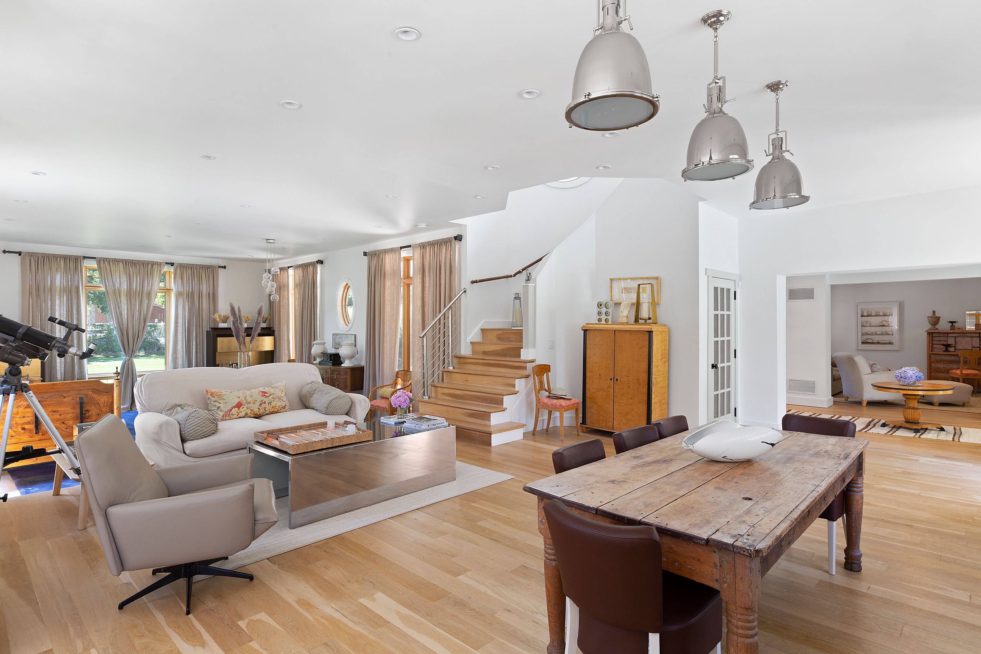 20 Little Plains Road Southampton, NY 11968 - Photo 4 of 18