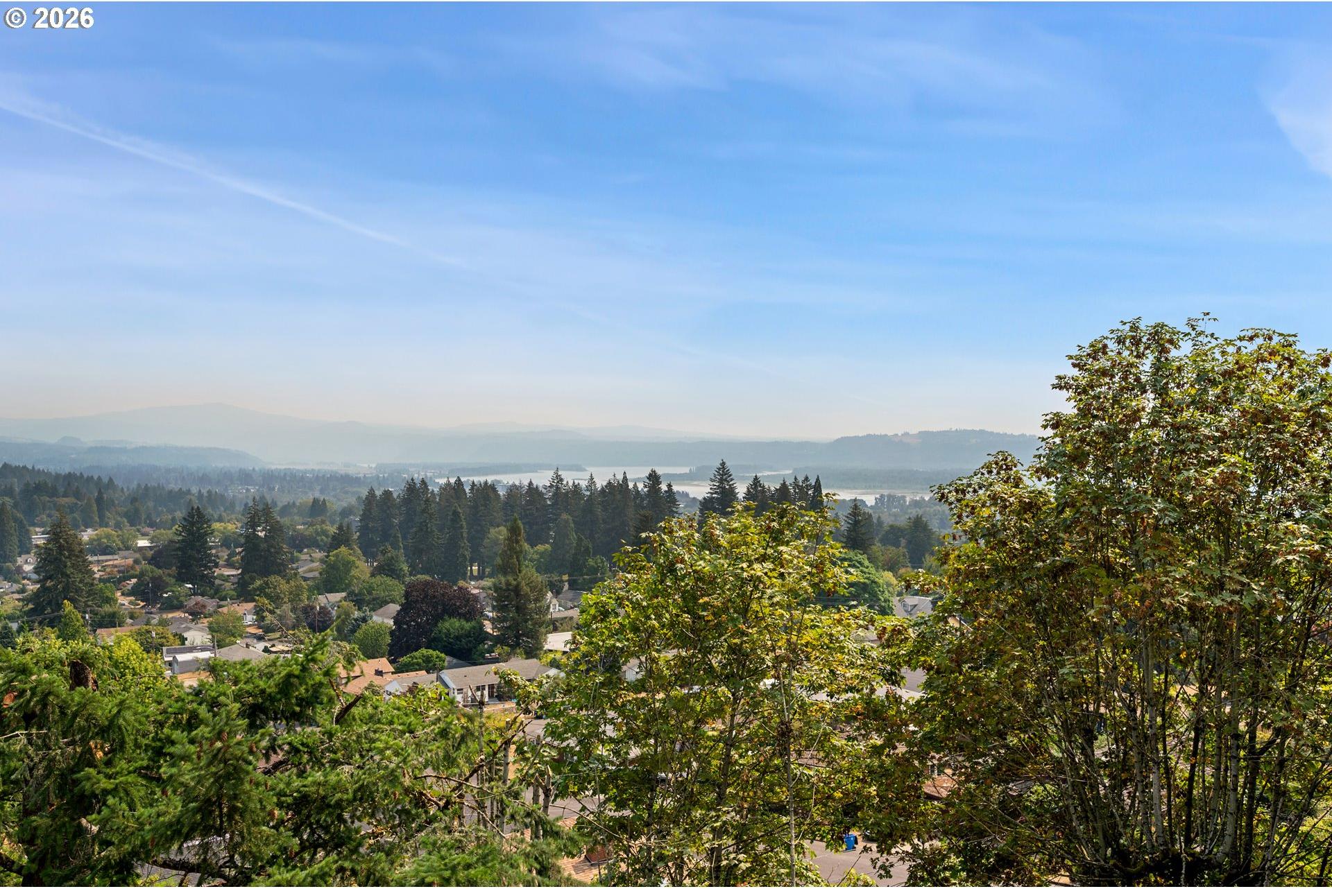 2105 Northwest Couch Street Camas, WA 98607 - Photo 2 of 40 Gallery Image 2