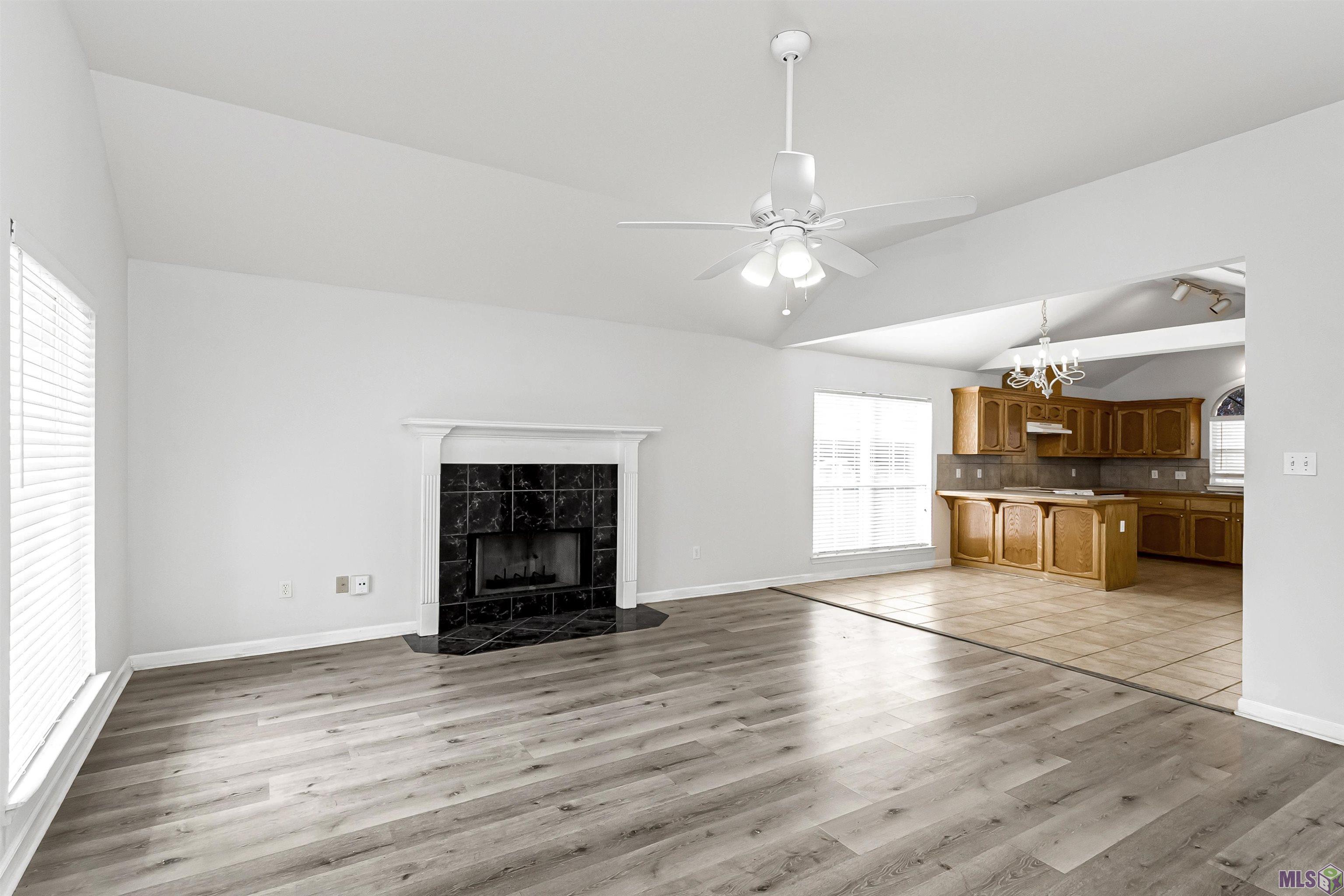 7646 Quorum Drive Baton Rouge, LA 70817 - Photo 2 of 15