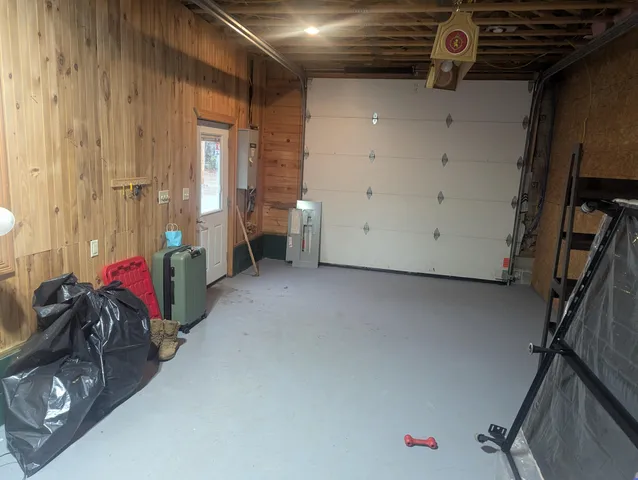 $299,500 | 15 Hesseltine Way, Milford, ME 04461