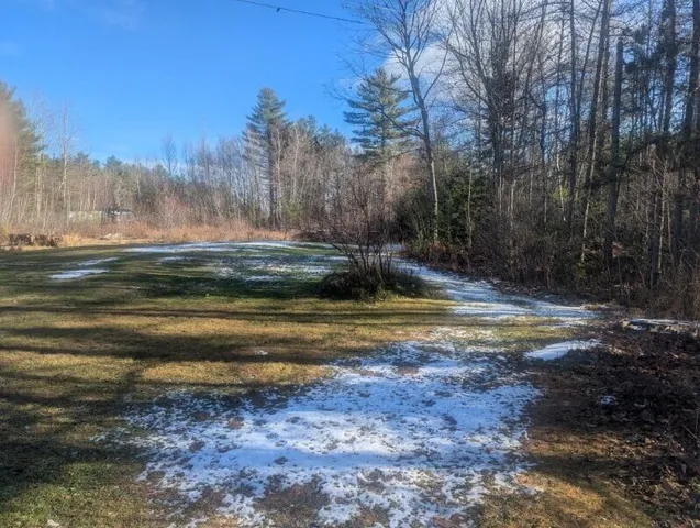 $299,500 | 15 Hesseltine Way, Milford, ME 04461