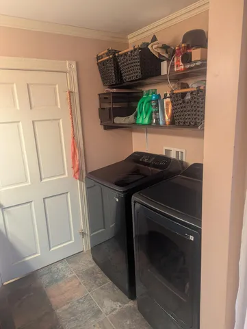 $299,500 | 15 Hesseltine Way, Milford, ME 04461