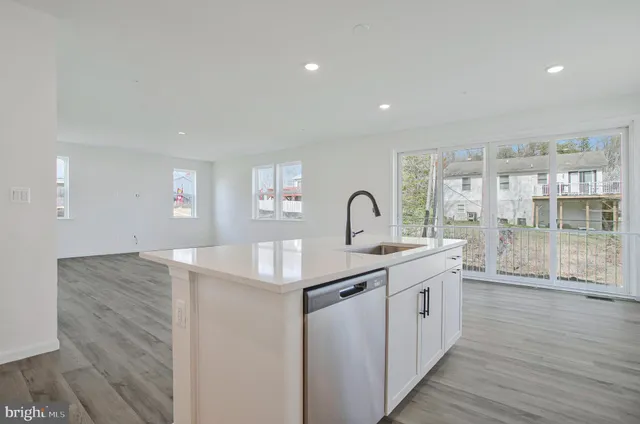 $544,999 | 10 Poplar Court, North East, MD 21901