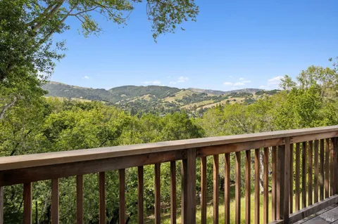 $1,795,000 | 140 Stuyvesant Drive, San Anselmo, CA 94960