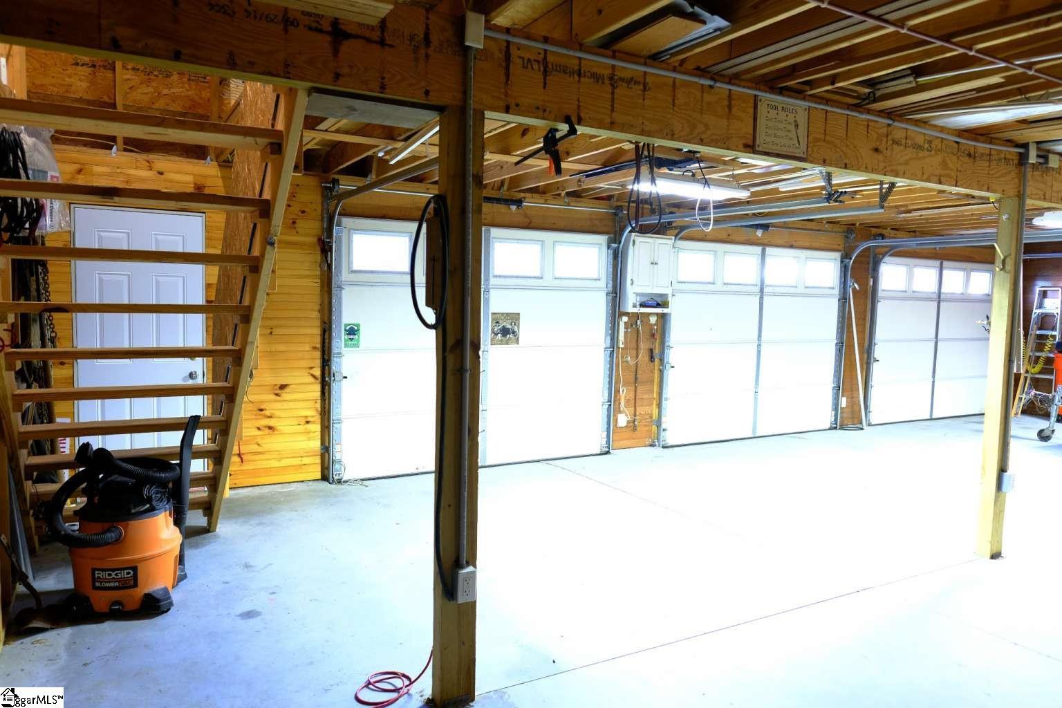 404 Airy Springs Road Easley, SC 29642 - Photo 10 of 36 Gallery Image 10