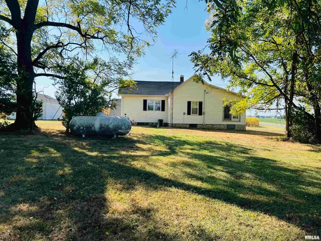 $140,000 | 1810 S Highway, Eldorado, IL 62930