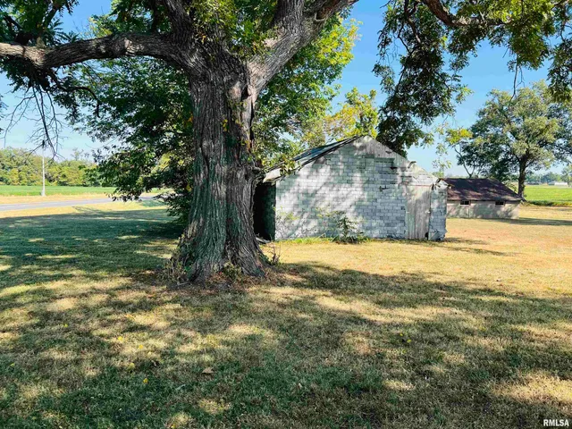 $140,000 | 1810 S Highway, Eldorado, IL 62930
