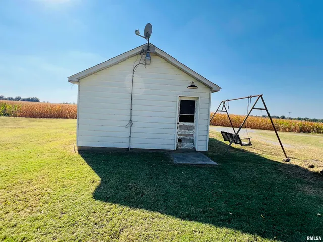 $140,000 | 1810 S Highway, Eldorado, IL 62930