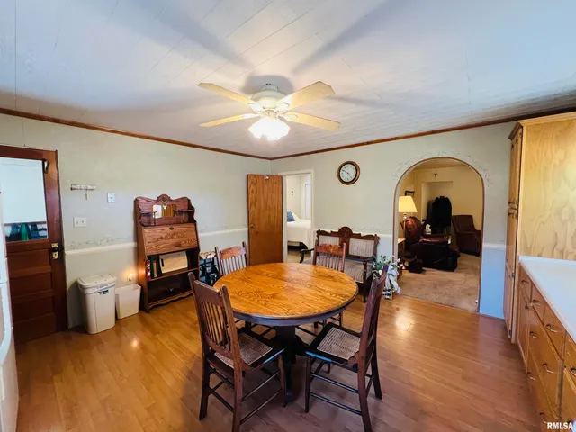 $140,000 | 1810 S Highway, Eldorado, IL 62930