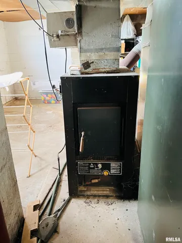 $140,000 | 1810 S Highway, Eldorado, IL 62930