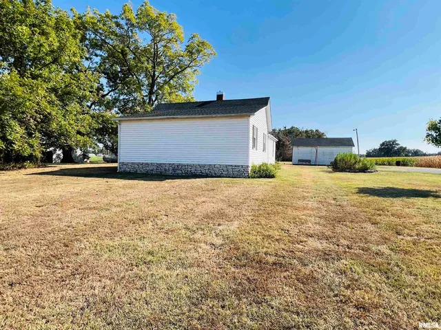 $140,000 | 1810 S Highway, Eldorado, IL 62930