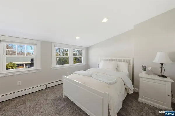 $999,000 | 12 Chestnut Street, Cresskill, NJ 07626