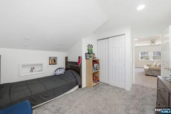 $999,000 | 12 Chestnut Street, Cresskill, NJ 07626