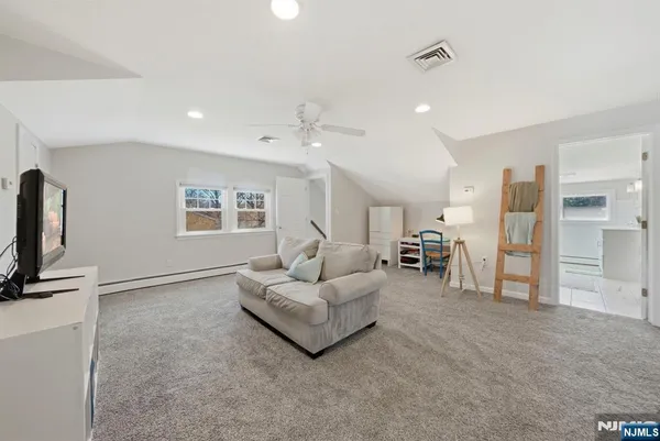 $999,000 | 12 Chestnut Street, Cresskill, NJ 07626